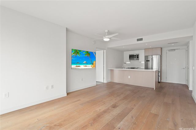 1001 Queen Street 1306, Honolulu, HI 96814