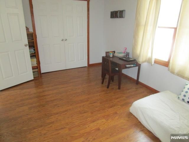 54 Parkway, Rochelle Park, NJ 07662