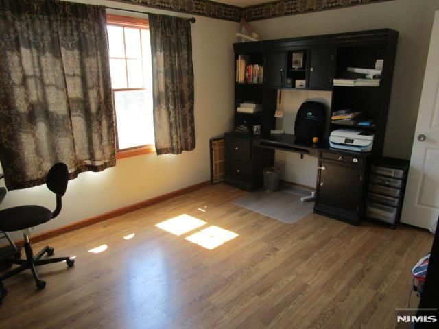 54 Parkway, Rochelle Park, NJ 07662