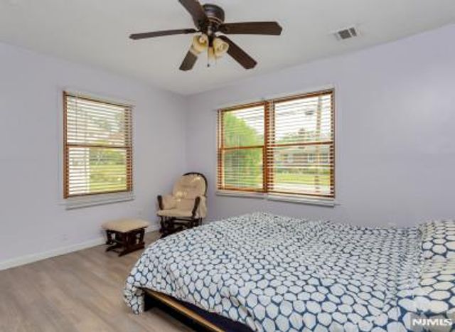54 Parkway, Rochelle Park, NJ 07662