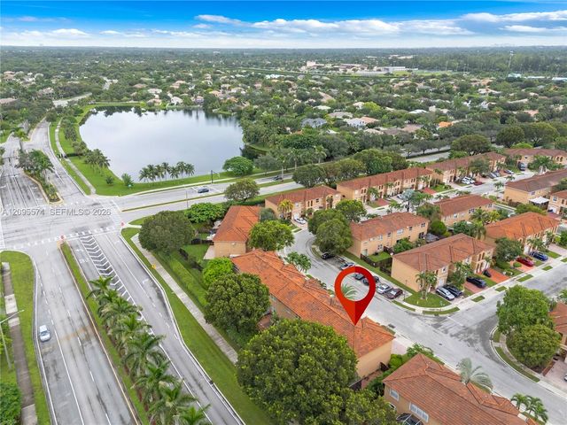 916 NW 135th Terrace, Pembroke Pines, FL 33028