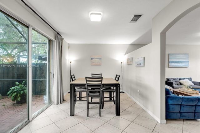 916 NW 135th Terrace, Pembroke Pines, FL 33028