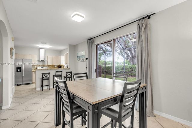 916 NW 135th Terrace, Pembroke Pines, FL 33028