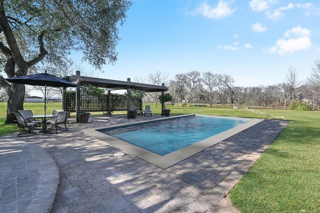 1038 Winner Foster Road, Richmond, TX 77406