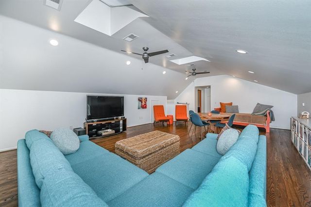1038 Winner Foster Road, Richmond, TX 77406