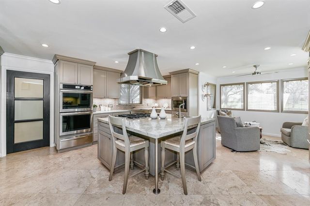 1038 Winner Foster Road, Richmond, TX 77406