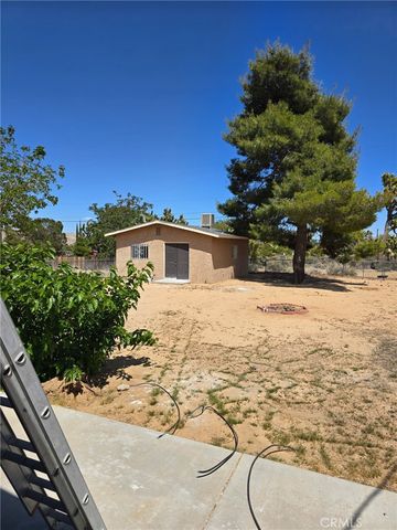 7587 elk trail, Yucca Valley, CA 92284