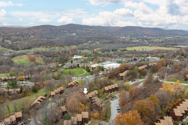 4 Sunrise Dr 10, Vernon Twp., NJ 07462