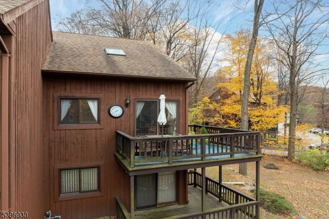 4 Sunrise Dr 10, Vernon Twp., NJ 07462