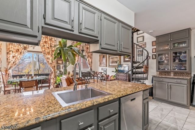 4 Sunrise Dr 10, Vernon Twp., NJ 07462