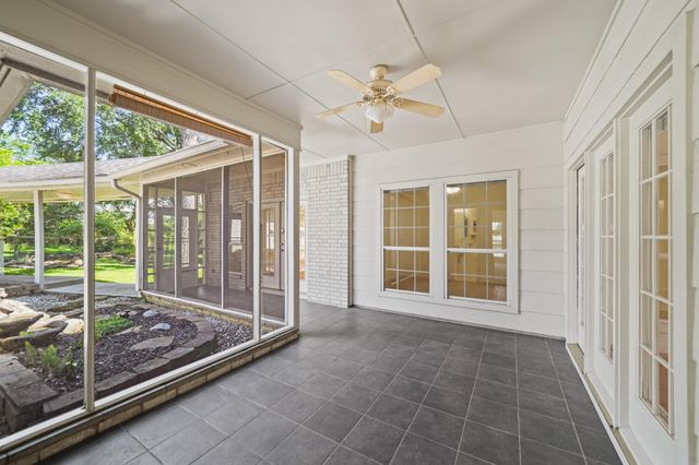 12690 Longmire Way, Conroe, TX 77304