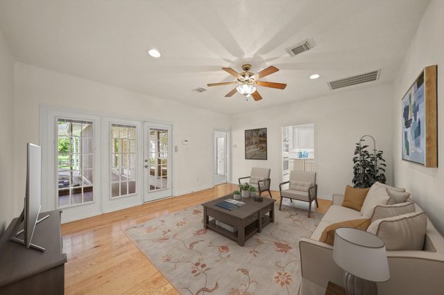 12690 Longmire Way, Conroe, TX 77304