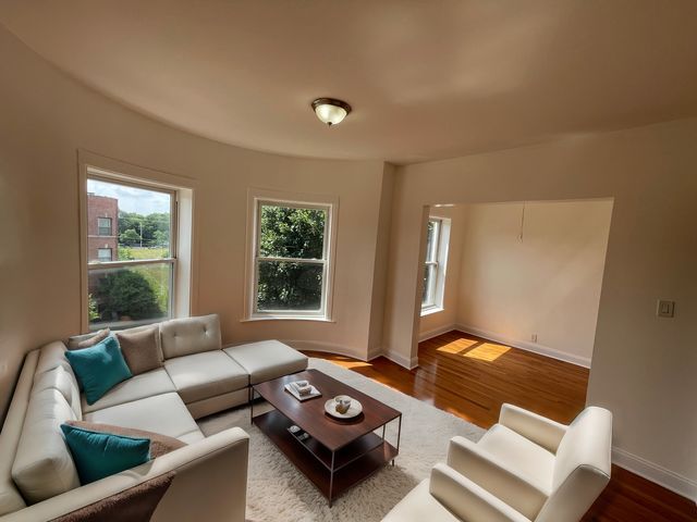 5123 S Indiana Avenue 2, Chicago, IL 60615