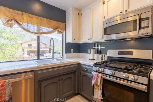 2417 Symonds Drive, Pine Mountain Club, CA 93222