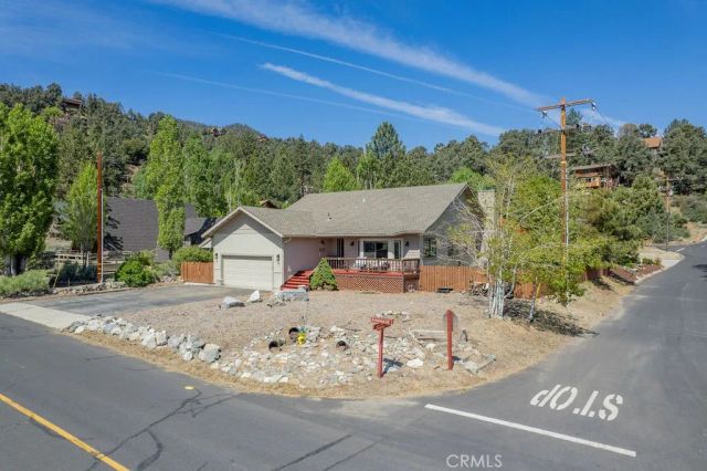 2417 Symonds Drive, Pine Mountain Club, CA 93222