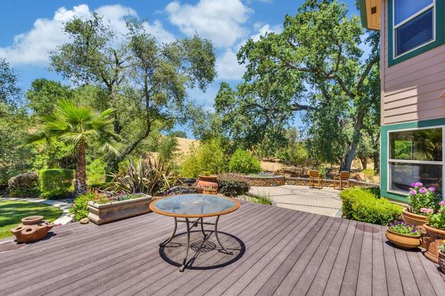 23303 E Buena Vista Rd, Clements, CA 95227