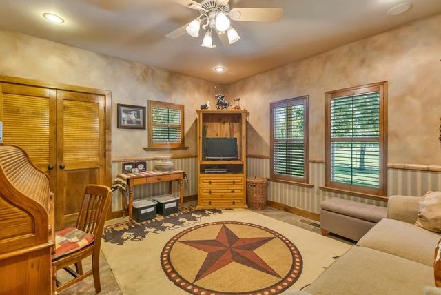 23303 E Buena Vista Rd, Clements, CA 95227