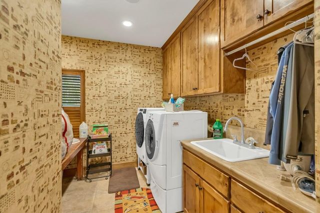 23303 E Buena Vista Rd, Clements, CA 95227