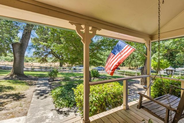 23303 E Buena Vista Rd, Clements, CA 95227