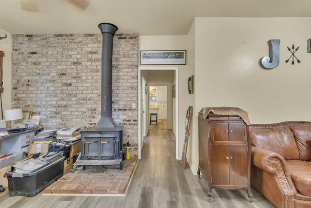 23303 E Buena Vista Rd, Clements, CA 95227