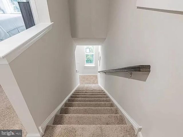 5 KATHERINE DR, Burlington, NJ 08016