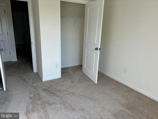 5 KATHERINE DR, Burlington, NJ 08016