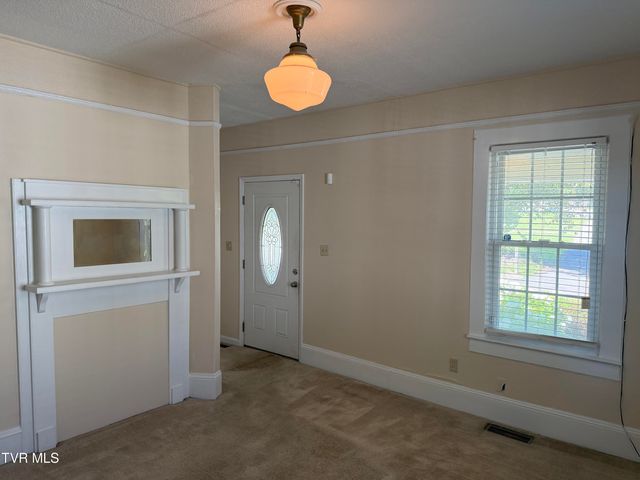 554 Dale Street, Kingsport, TN 37660