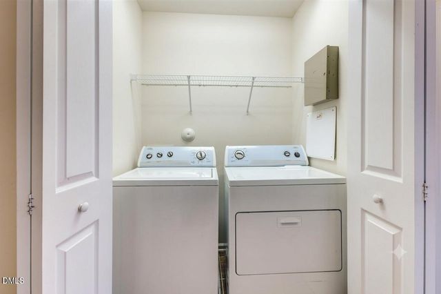 8702 Owl Roost Place, Raleigh, NC 27617