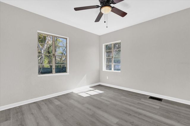 204 LOUIS STREET, Leesburg, FL 34748