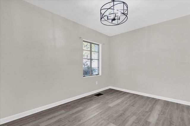 204 LOUIS STREET, Leesburg, FL 34748
