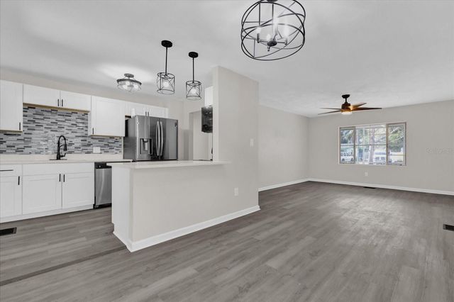 204 LOUIS STREET, Leesburg, FL 34748