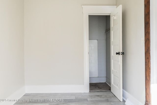 513 W Hillsdale Street, Lansing, MI 48933