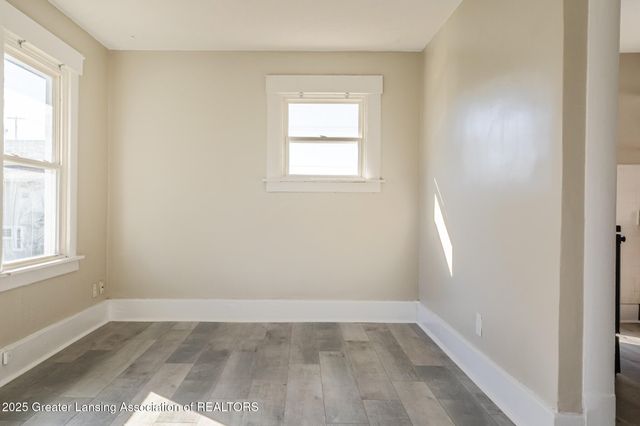 513 W Hillsdale Street, Lansing, MI 48933