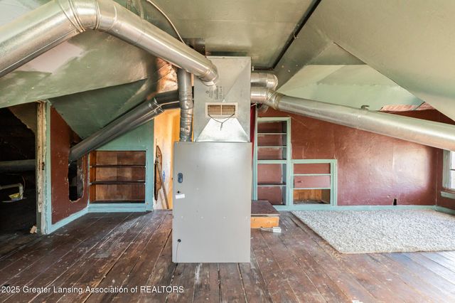 513 W Hillsdale Street, Lansing, MI 48933