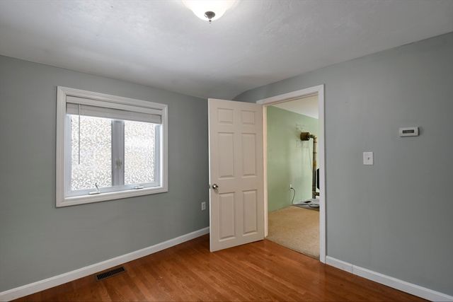 15 Myrtle Ave, Sterling, MA 01564