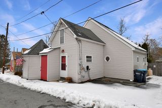 15 Myrtle Ave, Sterling, MA 01564