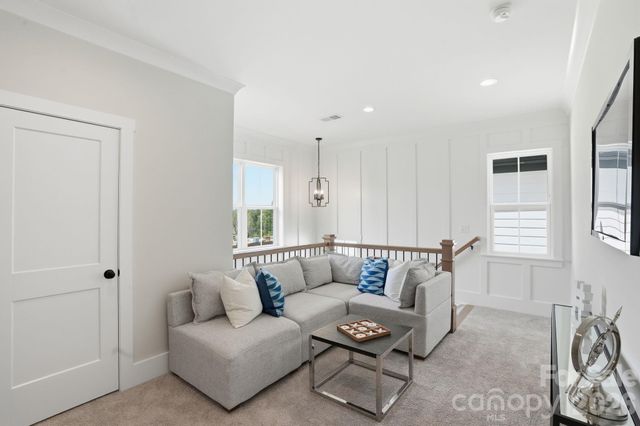 19028 Newburg Hill Road, Davidson, NC 28036