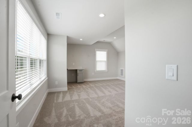 19028 Newburg Hill Road, Davidson, NC 28036