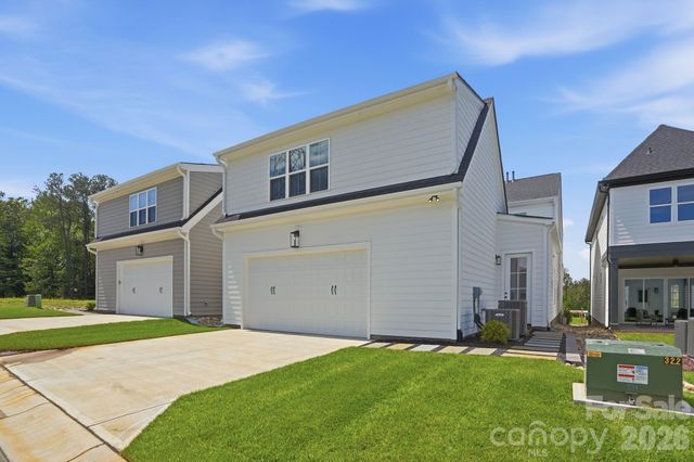 19028 Newburg Hill Road, Davidson, NC 28036