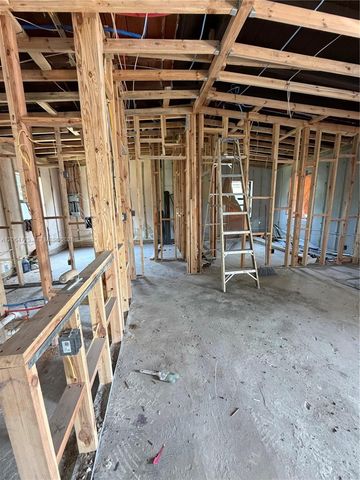 2732 NW 5th Street, Pompano Beach, FL 33069