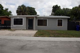 2732 NW 5th Street, Pompano Beach, FL 33069