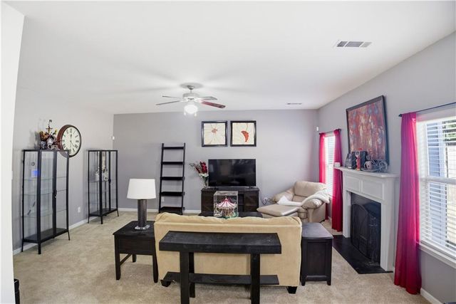 198 Baywood Crossing, Hiram, GA 30141