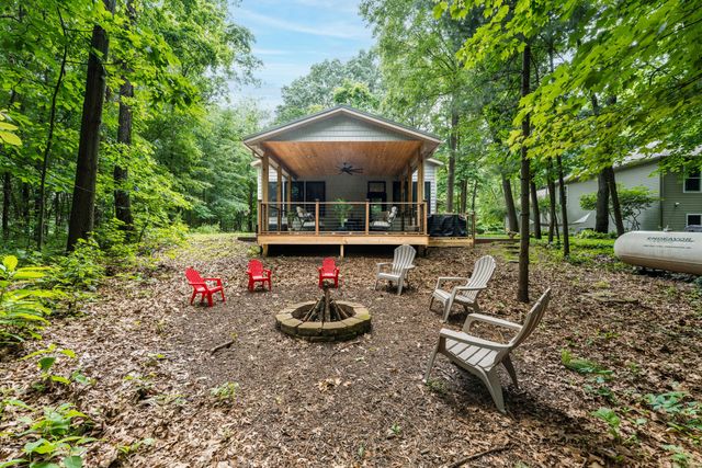 25158 Chaty Lane, Pine Grove Twp, MI 49055