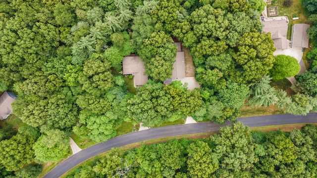 25158 Chaty Lane, Pine Grove Twp, MI 49055