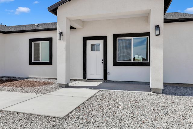 37668 W ILLINI Street, Tonopah, AZ 85354