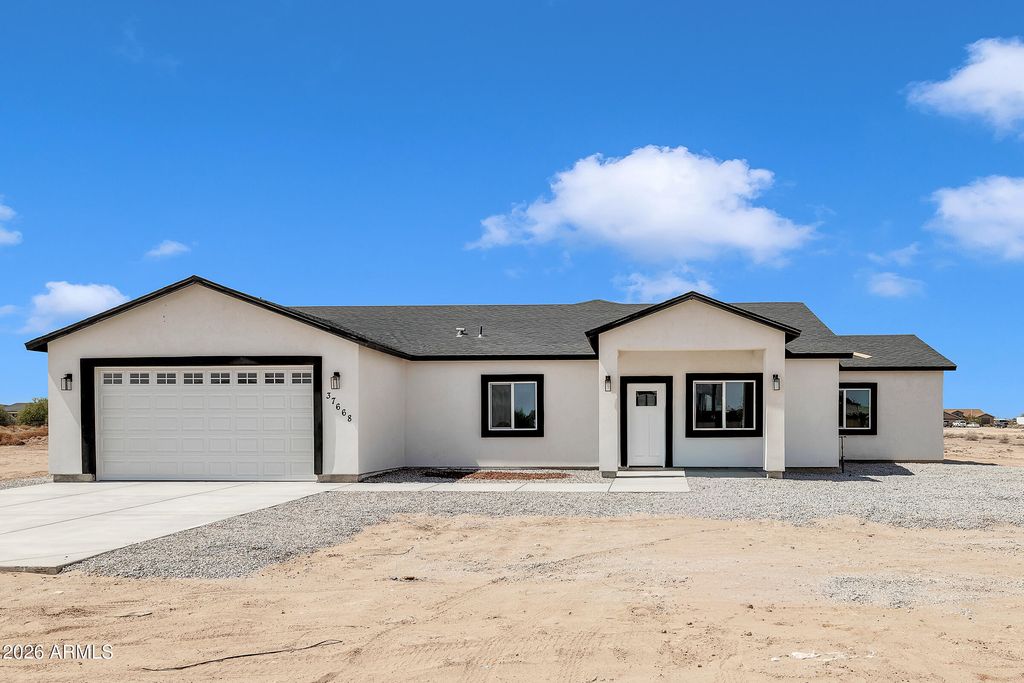 37668 W ILLINI Street, Tonopah, AZ 85354