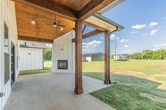 2701 County Road 405, Alvarado, TX 76009