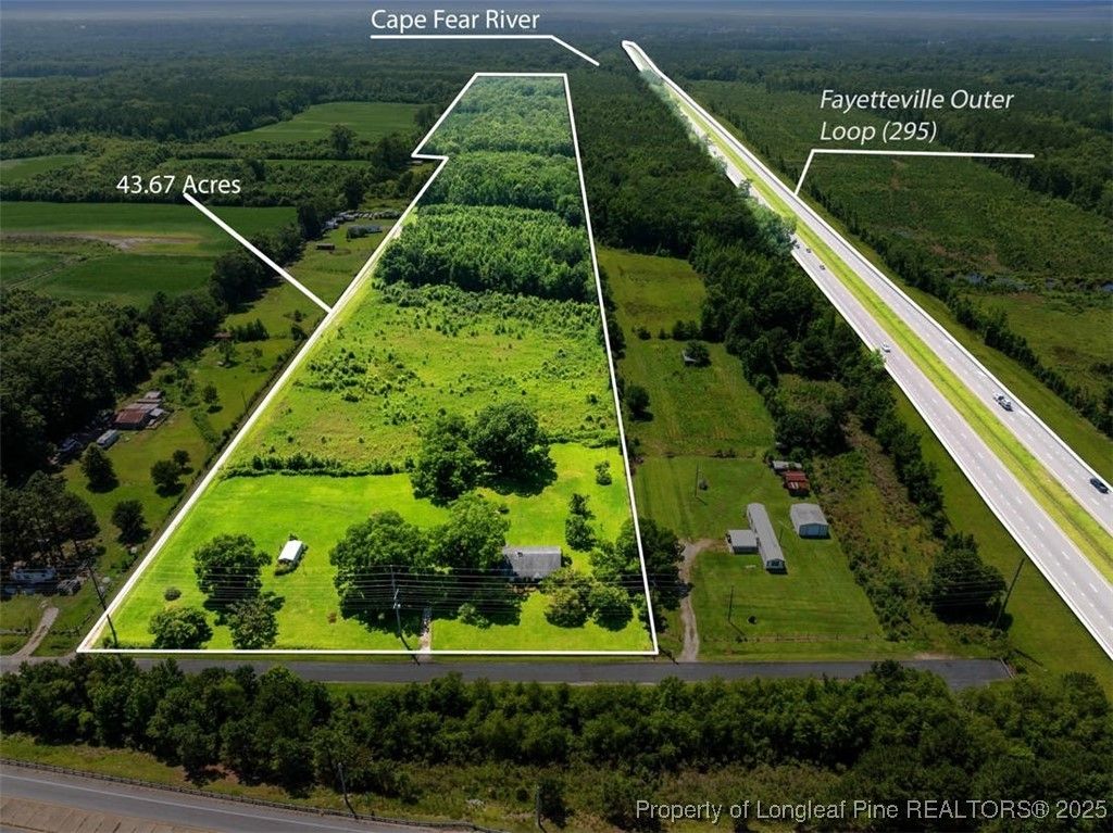 4247 River Road, Wade, NC 28395 — photo 2