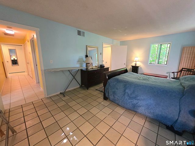339 Heritage Village A, Southbury, CT 06488