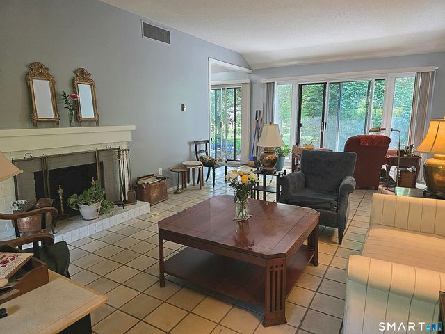 339 Heritage Village A, Southbury, CT 06488